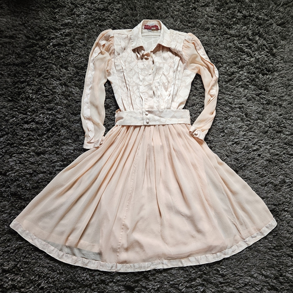 Vintage 80's Richard Warren Petites size 2 pink silk long sleeve belt dress coll
